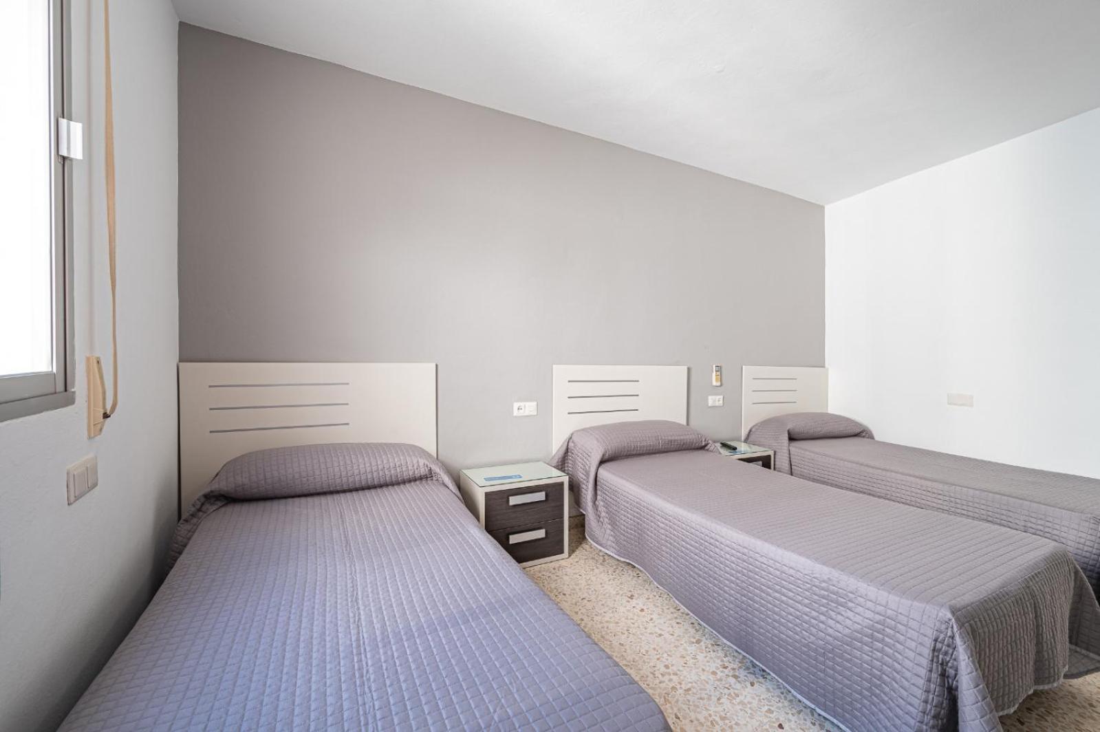 Hostal Ocana Manilva Buitenkant foto