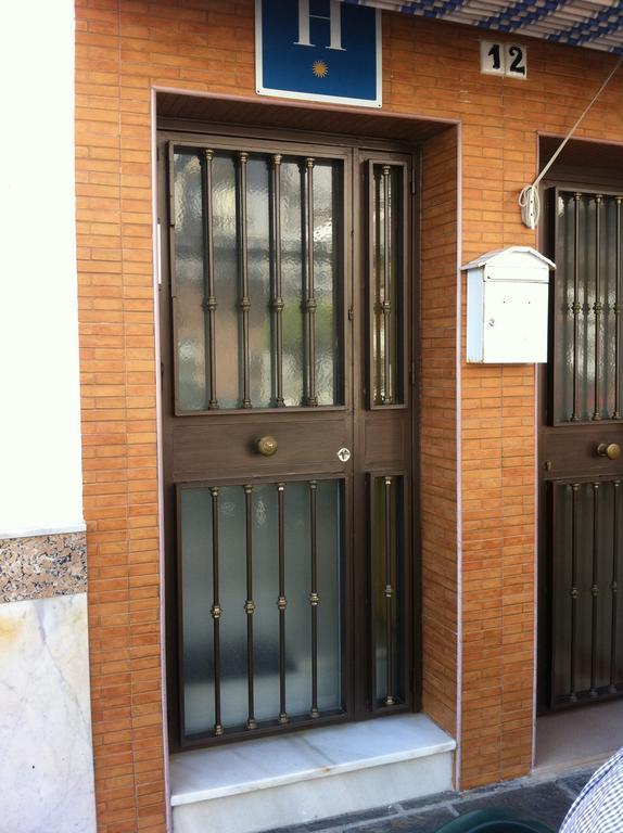 Hostal Ocana Manilva Buitenkant foto